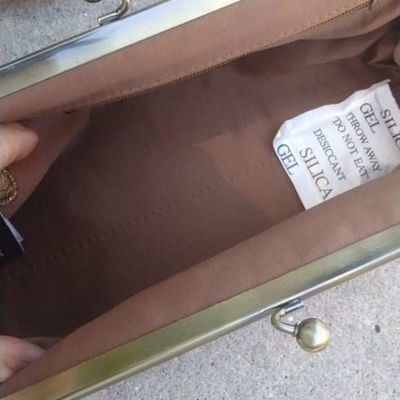 NWT EXPRESS genuine leather clutch purse, brown bronze - Picture 6 of 11